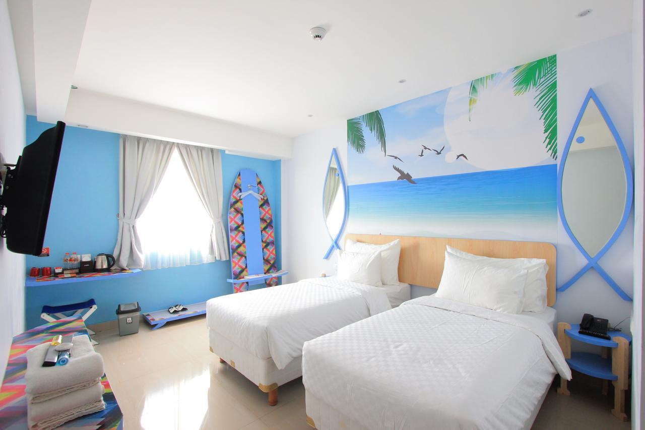 Uniq Hotel Yogyakarta Esterno foto
