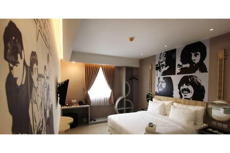 Uniq Hotel Yogyakarta Esterno foto