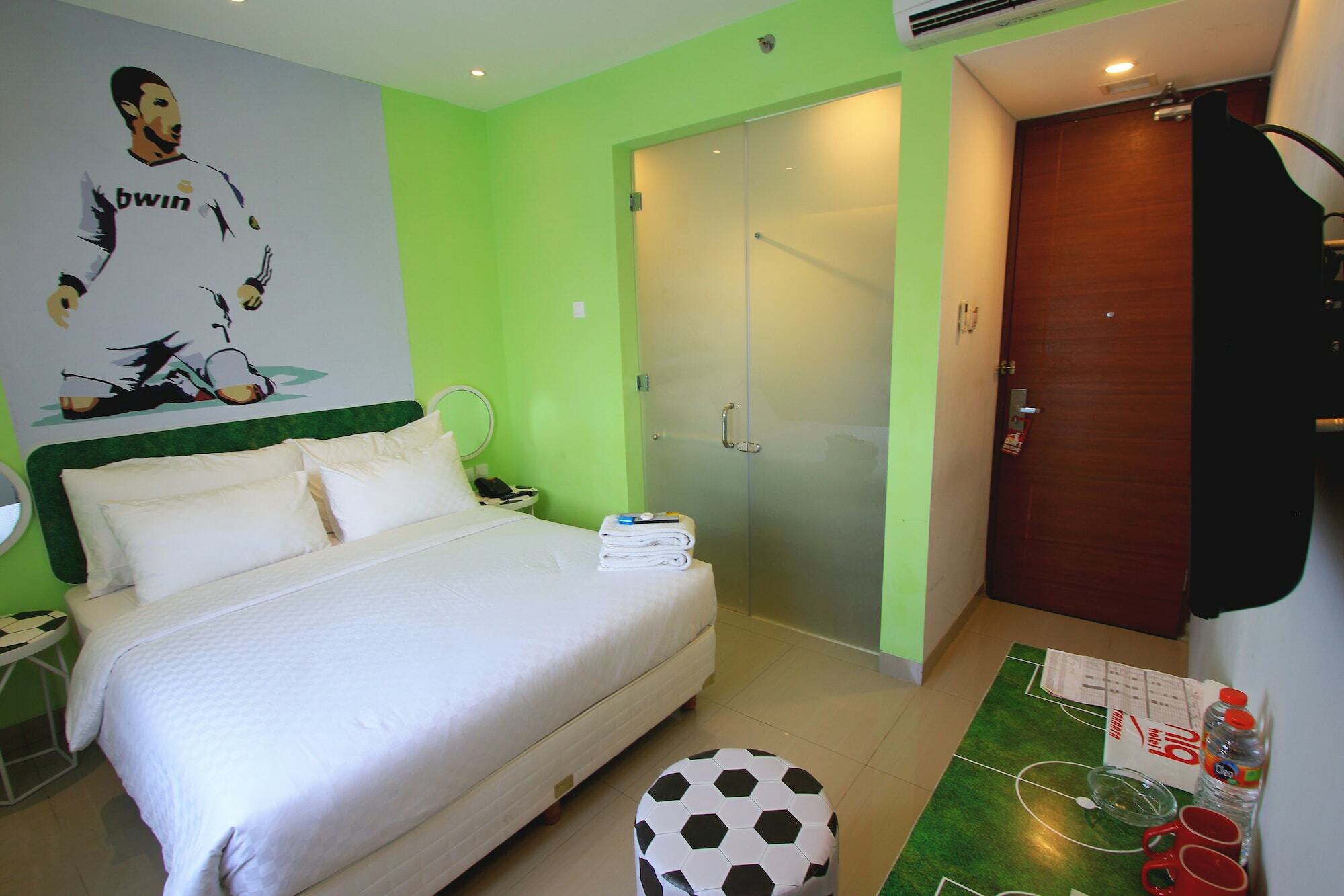 Uniq Hotel Yogyakarta Esterno foto